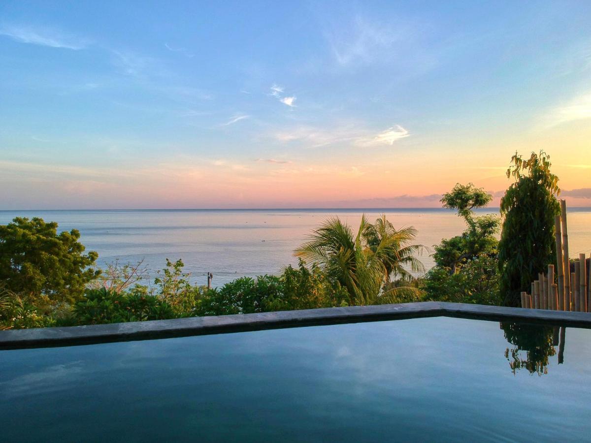 Villa Mimpi Manis Infinity Pool&180°Ocean View آميدْ المظهر الخارجي الصورة